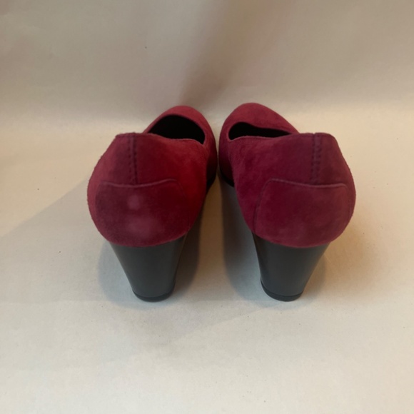 Tod’s Zeppa Gomma Décolleté Pompadour Pink Raspberry Suede Wedges Shoes 7.5 - Picture 5 of 9